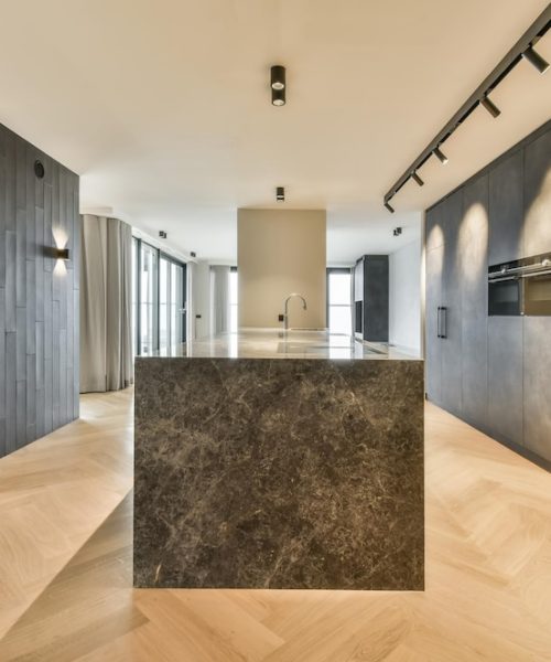 interior-building_1048944-3233102